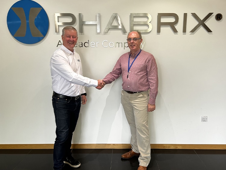 PHABRIX annonce le départ à la retraite de son PDG et fondateur, Phillip Adams